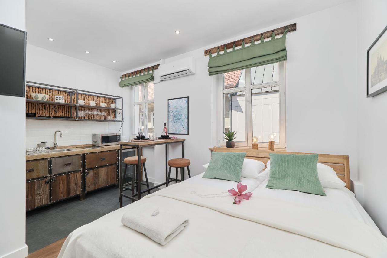 City Center Studio Wroclaw By Noclegi Renters Buitenkant foto